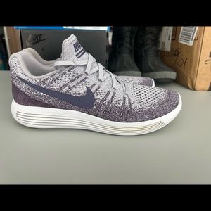 Nike Womens Lunar Epic Low Flyknit size 10. Worn once around house. Box not incl